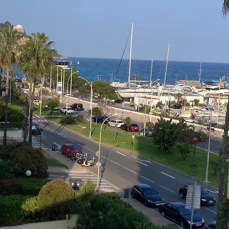 La Cigale Vue Lejlighed *